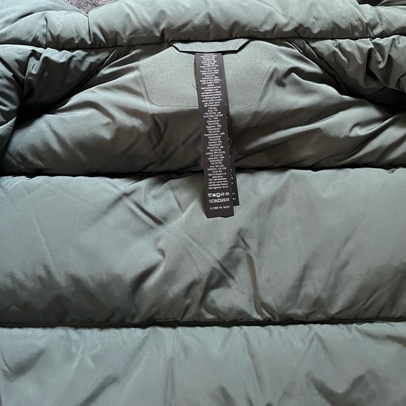 lululemon Wunderpuff Vest Tech CanvasDark Forest Green XL